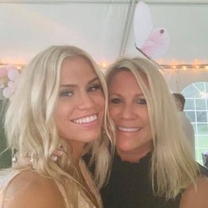 Meet your Posher, Wendy